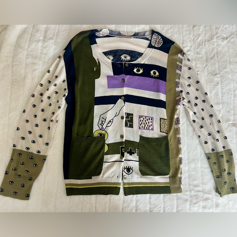 Purificacion Garcia sweater